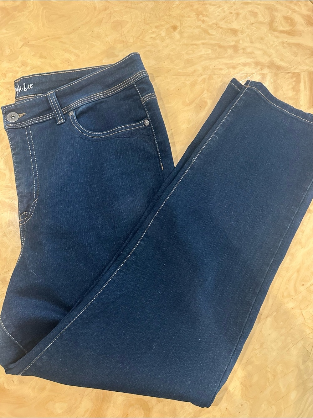 EUC-Style & Co. Dark Blue Straight Leg Jeans
